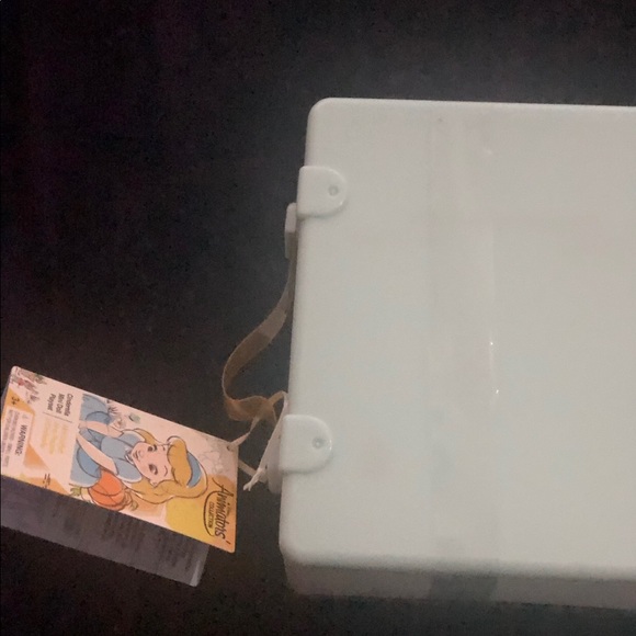 Disney Animators Cinderella - Picture 2 of 3